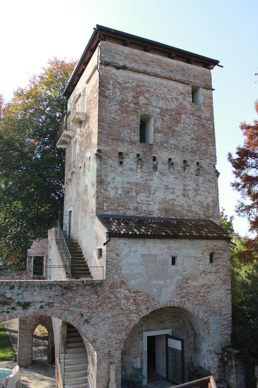 Massimago Wine Tower Gasthof *